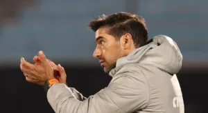 Arnaldo Ribeiro compara técnico do Brasileirão a Abel Ferreira: “Coisa em comum”