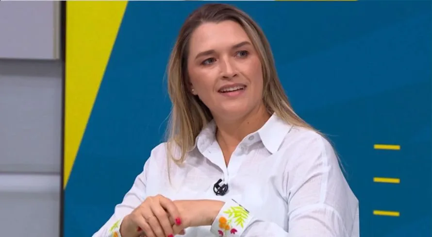 Ana Thaís sinaliza brasileiro como “futuro melhor zagueiro do mundo”