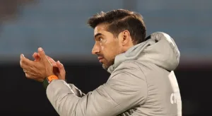 Apesar de goleada, Abel Ferreira diz que Palmeiras “ficou devendo gols”