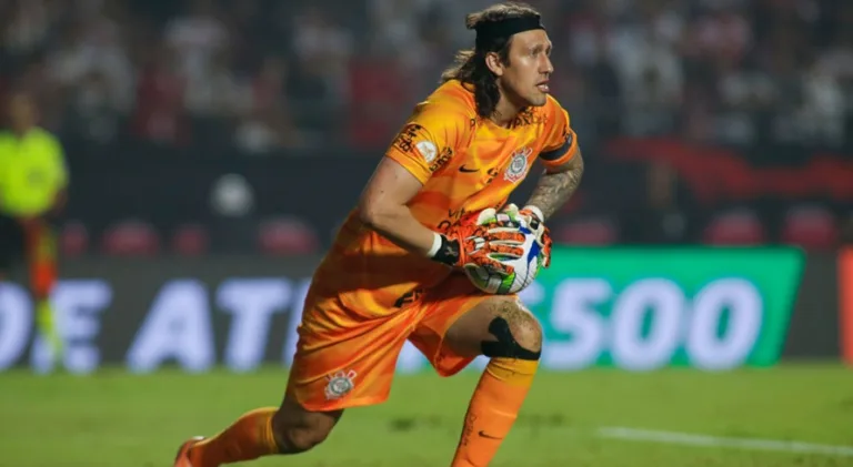 Arnaldo Ribeiro dá sugestão ao Corinthians em meio a “dilema” com Cássio