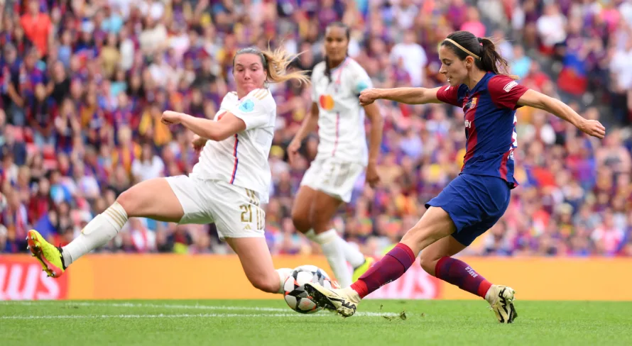 Com gol de Bonmatí, Barcelona derrota Lyon na final e fatura Champions League Feminina