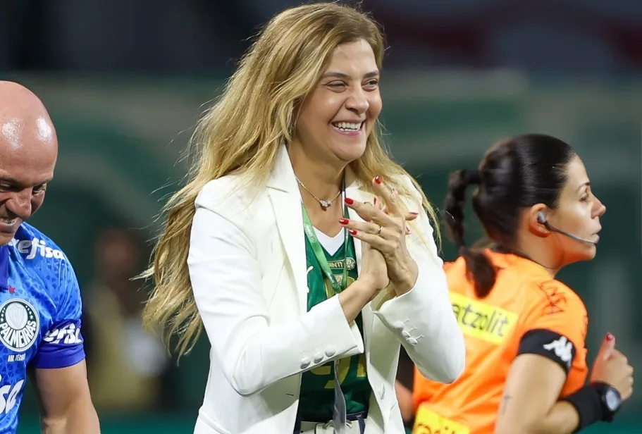 Benja surpreende e revela camisa 9 alvo do Palmeiras: “Vai tentar”