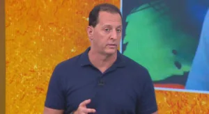 Benja aponta meia diferenciado do futebol brasileiro: “Jogando muito”