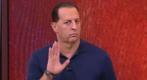 Benja cogita time que pode “afundar” no futebol brasileiro: “Basta seguir”