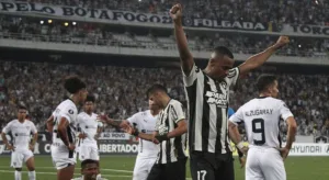 Líder do Brasileirão, Botafogo é o clube com melhor aproveitamento fora de casa
