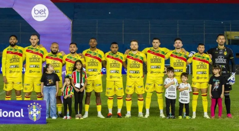 Brusque x Goiás: onde assistir ao jogo do Brasileirão Série B