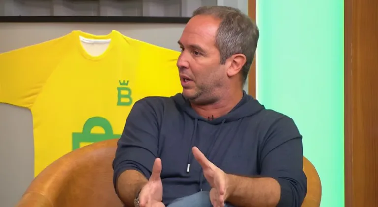 Caio Ribeiro indica craque “extraclasse” atuando no Brasileirão: “Essa é a diferença”