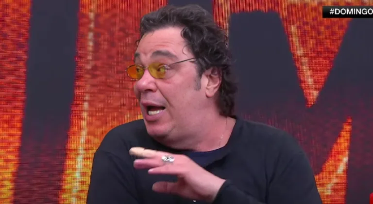 Casagrande se impressiona com atacante do Brasileirão: “Pago o ingresso pra ver”