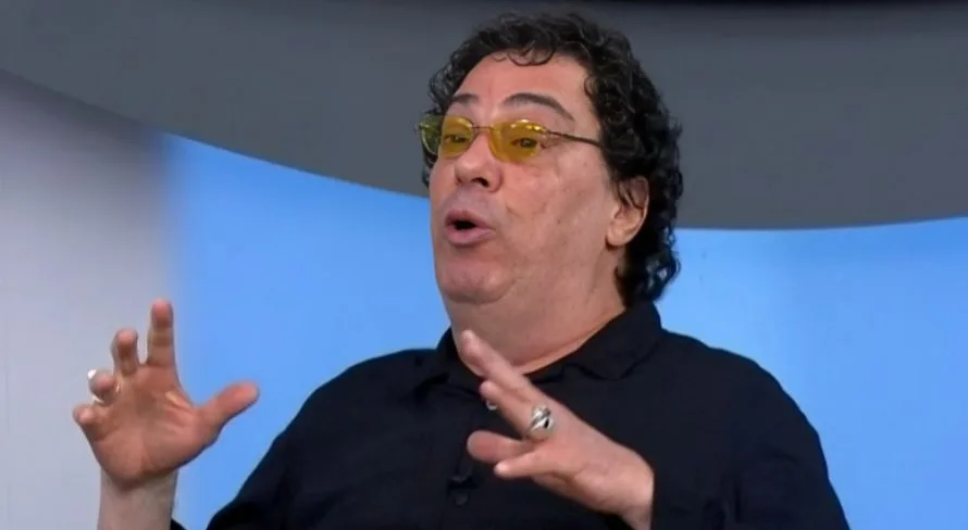 Casagrande aponta técnico que “surpreende” no Brasileirão Série A 