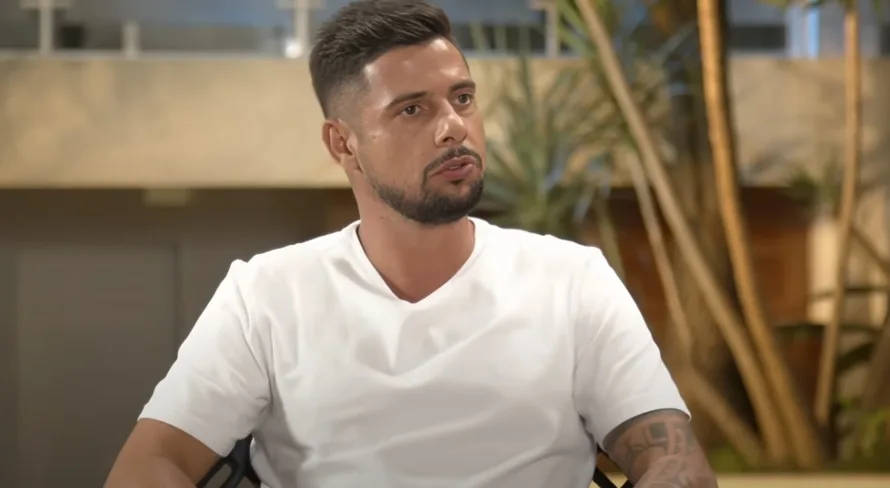 Cicinho surpreende com placar para Flamengo x Corinthians pelo Brasileirão