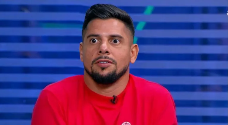 Cicinho dispara contra jogador do futebol brasileiro: “Meia boca”