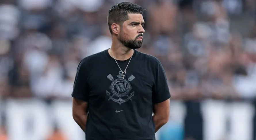 Veja a provável escalação do Corinthians hoje contra o Flamengo no Brasileirão