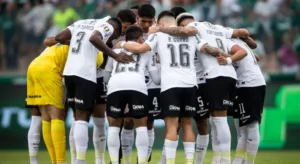 Ana Thaís elogia postura de jogador do Corinthians: “Sabe das limitações”