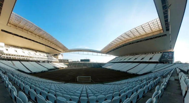 Corinthians tem reunião com Emirates pelos naming rights do estádio ou do CT