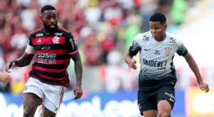 Benja usa Flamengo para criticar elenco do Corinthians: “Objetivo é não cair”