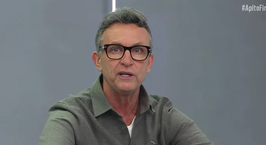 Craque Neto surpreende e sugere time para Romário: “Joga fácil”