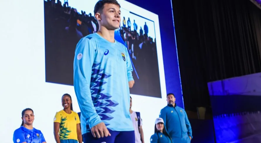 Delegação brasileira apresenta uniformes para Jogos Paralímpicos de Paris