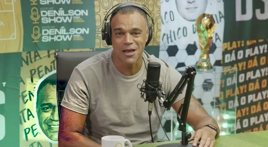 Denílson aponta meia diferenciado do futebol brasileiro: “Importante”