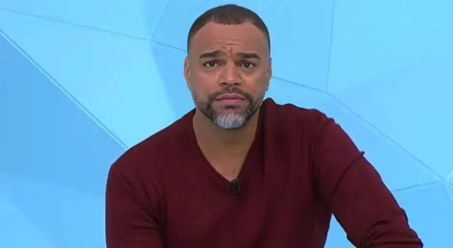 Denílson exalta volante do futebol brasileiro: “Mais um acerto” 