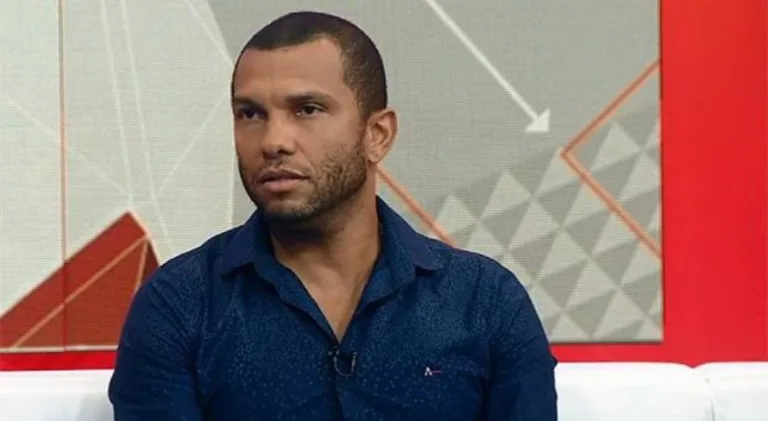 Amoroso aponta medalhão que não deu certo no Flamengo