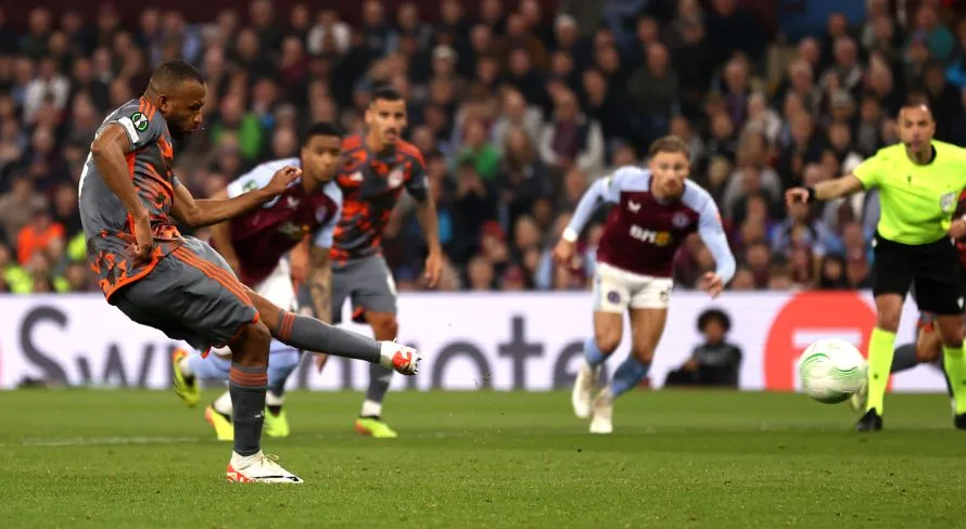 Aston Villa sofre derrota em casa para o Olympiakos na Conference League