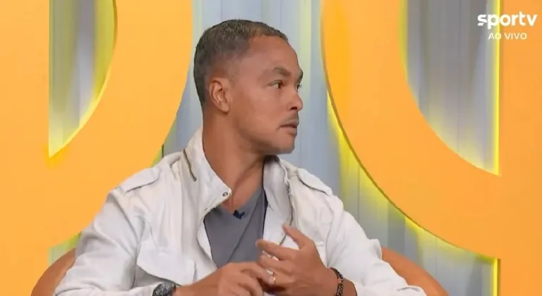 Dodô “ignora” Estêvão e exalta outra joia do Brasileirão: “Joga muito”