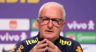 Dorival Júnior em convocação da seleção brasileira (Lucas Figueiredo / CBF)