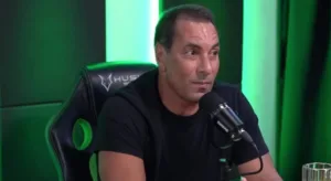 Edmundo aponta time que pode afundar no Brasileirão: “À deriva”