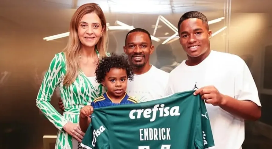 Leila Pereira enaltece Endrick em despedida do Palmeiras
