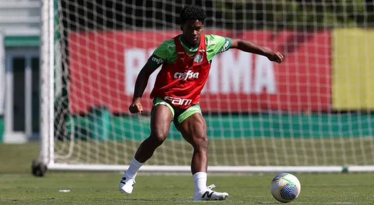 Palmeiras vê suspensões de Endrick e mais dois no Brasileirão aliviar maratona de jogos