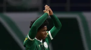 Danilo Lavieri critica atuação de Endrick em despedida do Palmeiras: “Quase não tocou na bola”