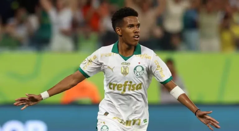 PVC crava quando Estêvão deixa o Palmeiras: “Isso é seguro”