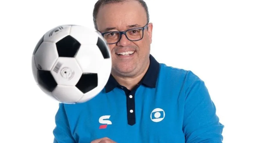 Everaldo Marques faz homenagem a Silvio Luiz em jogo do SPFC: “Olho no lance”