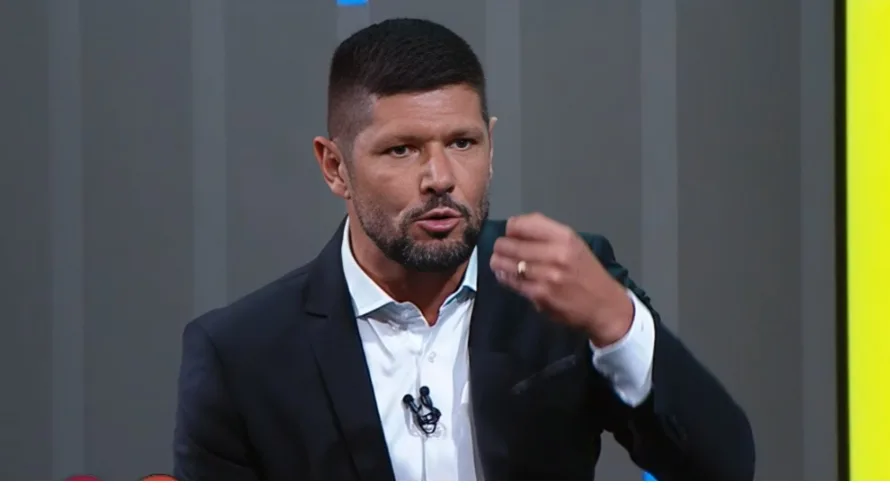 Fabio Luciano surpreende e deixa recado para Tite no Flamengo