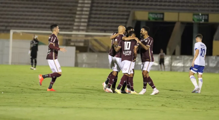 Náutico perde, Ferroviária vice-líder e mais: o resumo do Brasileirão Série C hoje