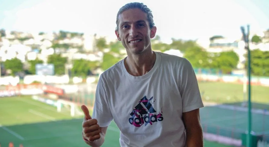 Filipe Luís prevê dois ex-jogadores da seleção na função de técnico: “Tenho certeza” 