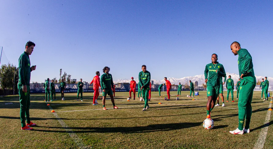 Fluminense pega o Colo-Colo pela Libertadores e deve repetir escalação da última partida