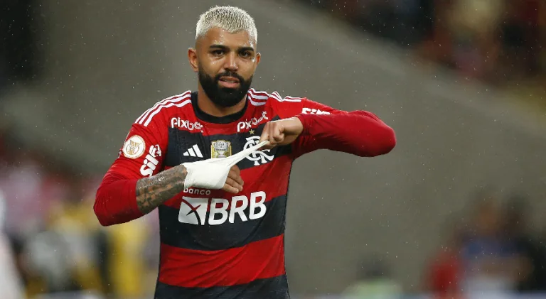Entenda as possibilidades do Flamengo em relação à foto de Gabigol com camisa do Corinthians