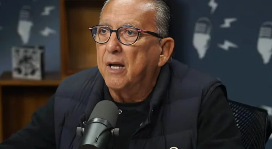 Galvão Bueno elege técnico ‘devorador de taças’ do futebol brasileiro: “Espetacular”