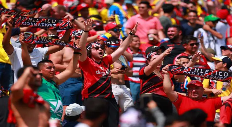 Arnaldo Ribeiro aponta duas equipes que podem desbancar favoritos do Brasileirão