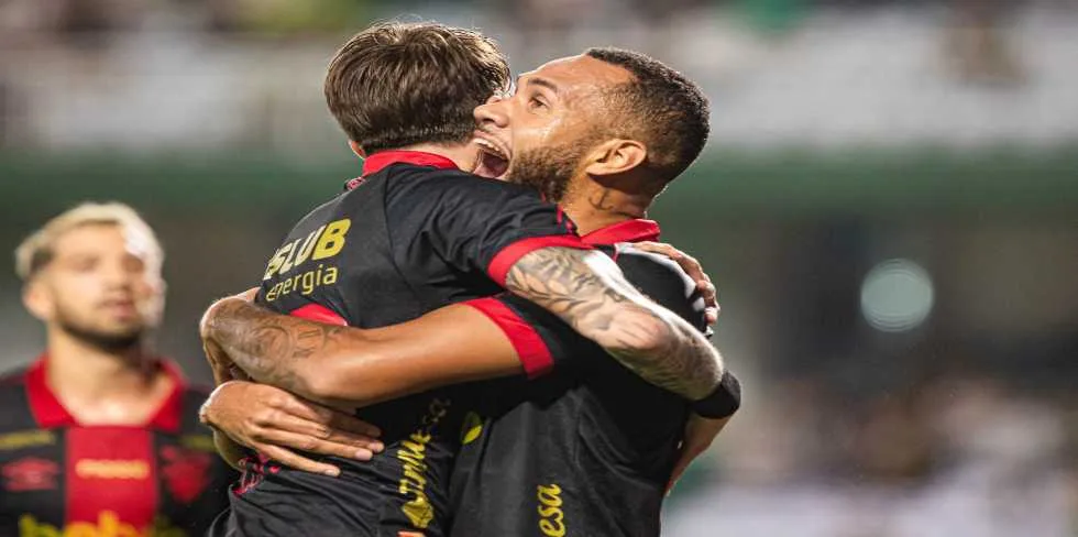 Sport vence o Coritiba e segue com 100% de aproveitamento no Brasileirão Série B