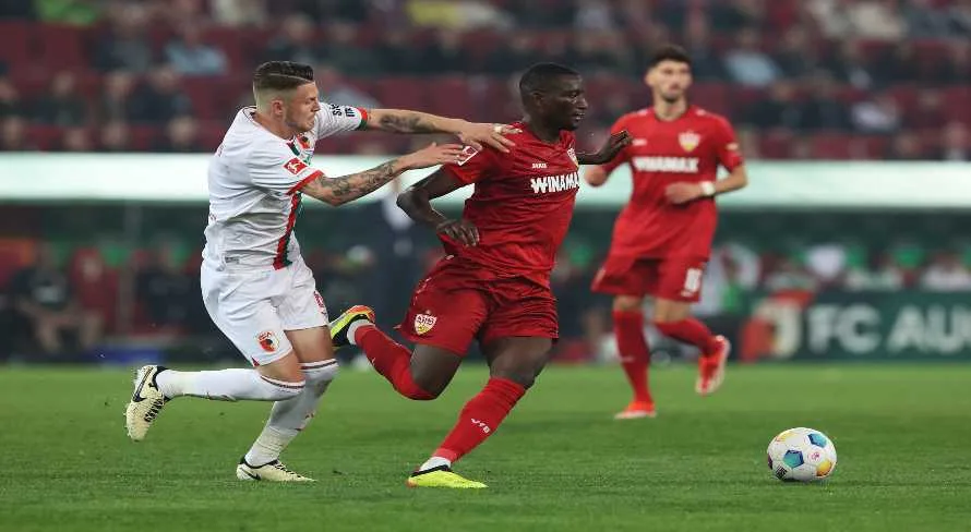 Stuttgart bate Augsburg e assume a vice-liderança da Bundesliga