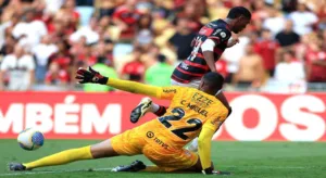 Vampeta exige medalhão no banco do Flamengo e banca substituto: “Dá sequência”