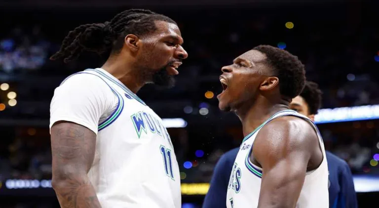 Minnesota Timberwolves x Dallas Mavericks: onde assistir ao playoff da NBA hoje (22)