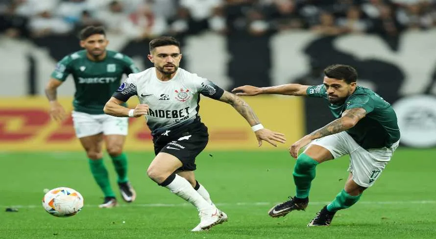 Corinthians vence o Racing-URU e assume liderança do grupo na Sul-Americana