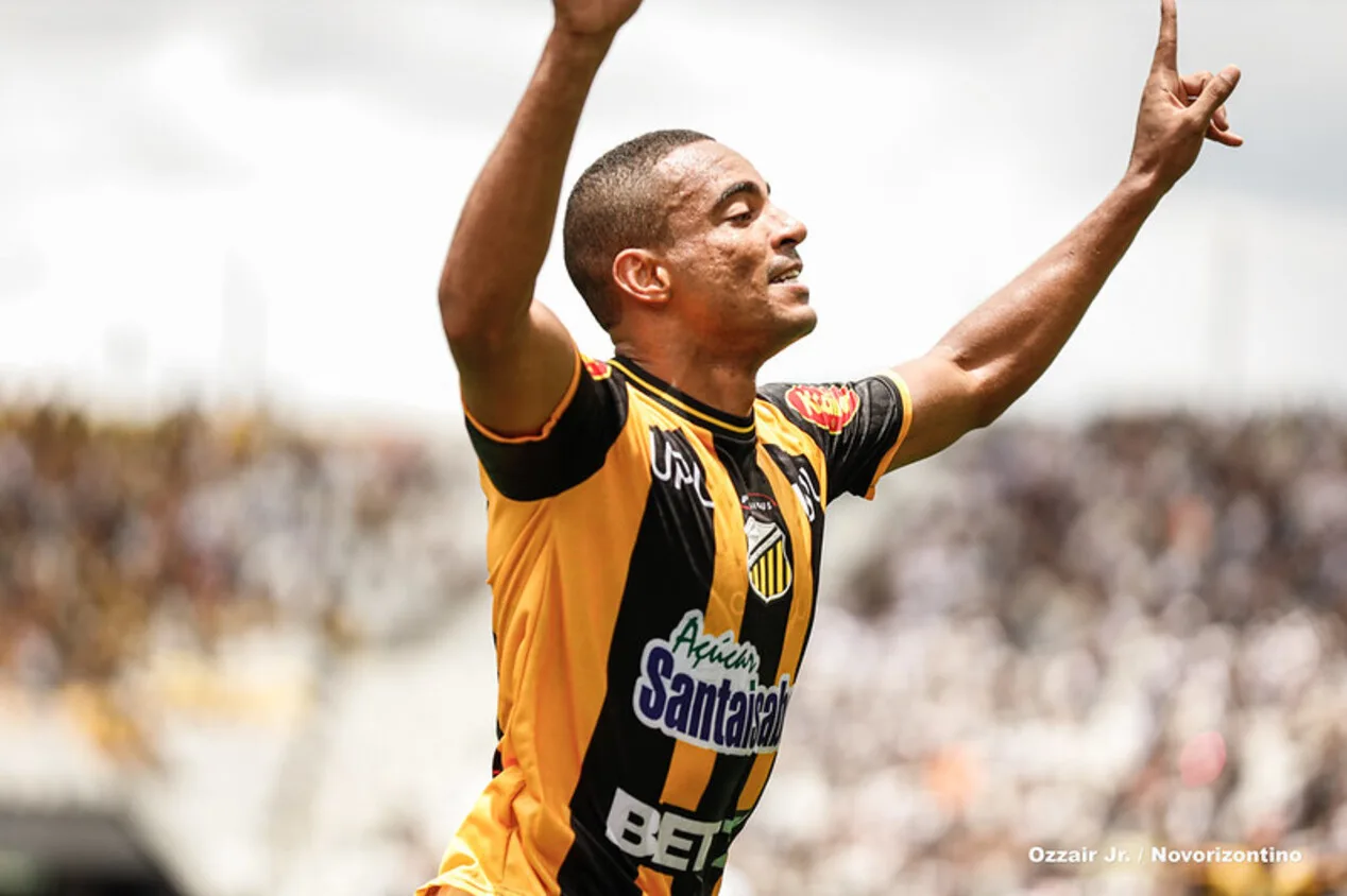 Após três gols no Corinthians, atacante vai para time do Brasileirão Série C 