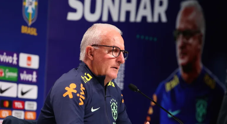 Dorival Júnior exalta qualidade do futebol nacional: “Sempre tem brasileiro na final da Champions”