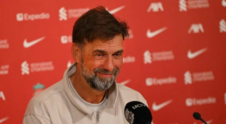Klopp se posiciona a favor da abolição do VAR na Premier League: “Eliminar”