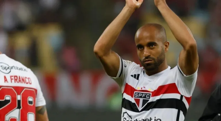 Lucas Moura ‘ignora’ Palmeiras e crava time que assusta na Libertadores