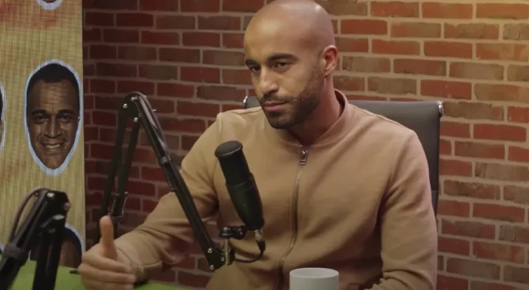 Lucas Moura crava meia diferenciado no Brasil hoje: “Dispensa comentários”